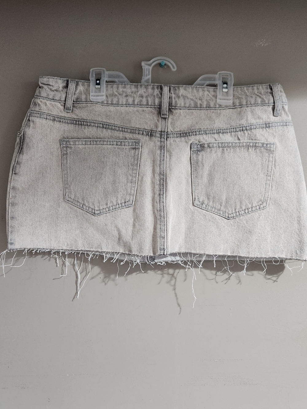 NWT Edikted Denim Mini Skirt Size L grey Denim - Picture 3 of 6